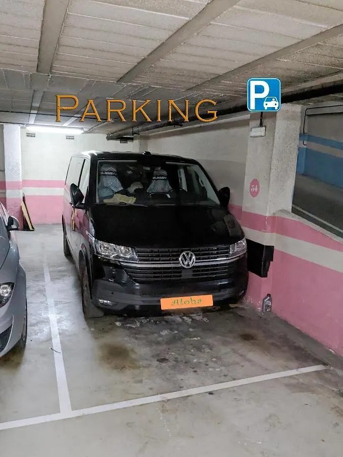 Aloha Bilbao City Centre With Parking Apartment